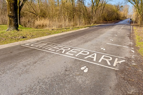 JACQUES TATILAAN 143-64.jpg